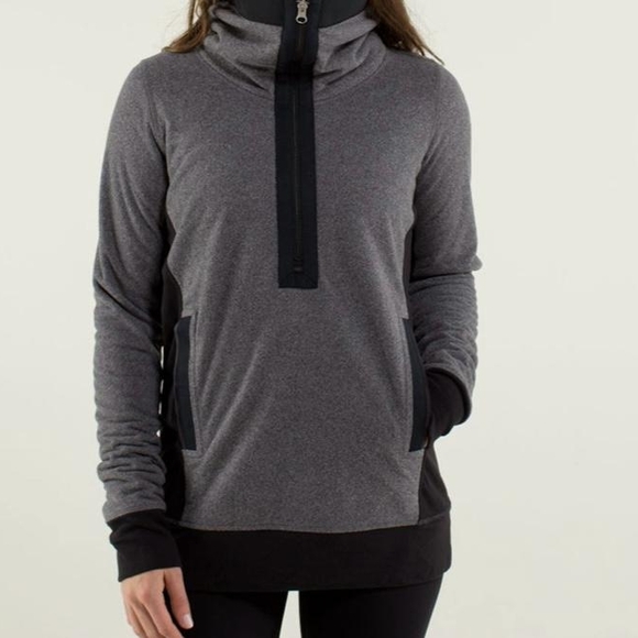 Lululemon Athletica Gray and White Pullover - Picture 1 of 9